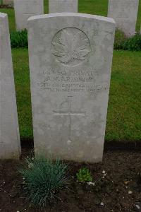 Etaples Military Cemetery - Gardiner, Andrew